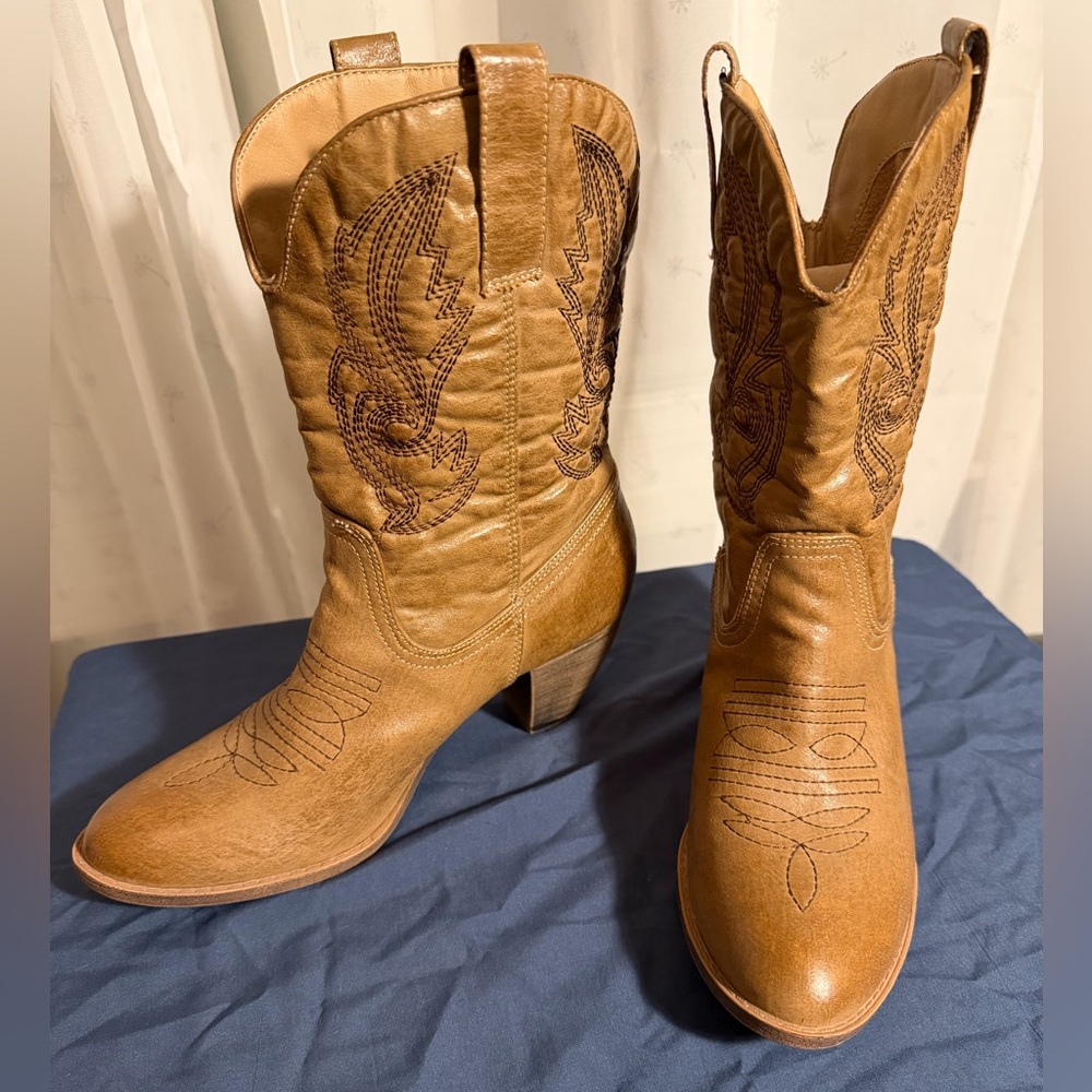 Coconuts by Matisse Brown Western Heeled Boots Cowboy Boots